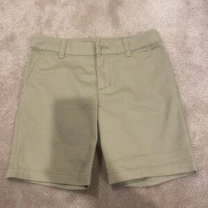 Girls under armour shorts. NWOT. Size 8